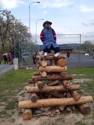 Pálení čarodějnic 30. 4. 2022 - SK Rájec, spolek